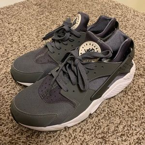 Nikey huarache   Condition like new .
